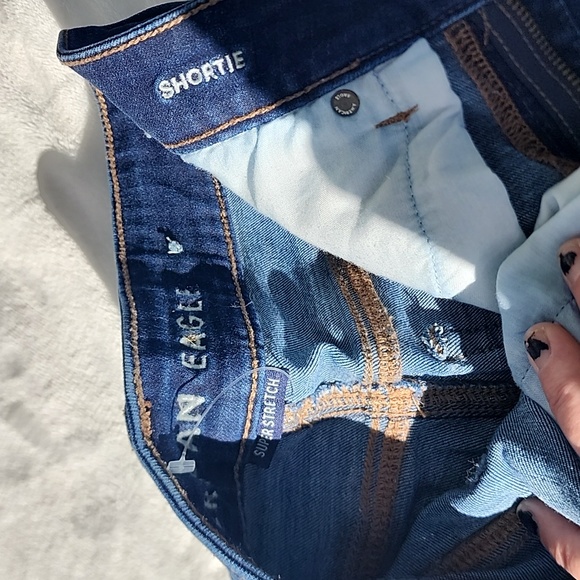 American Easgle Shorts - Picture 3 of 3